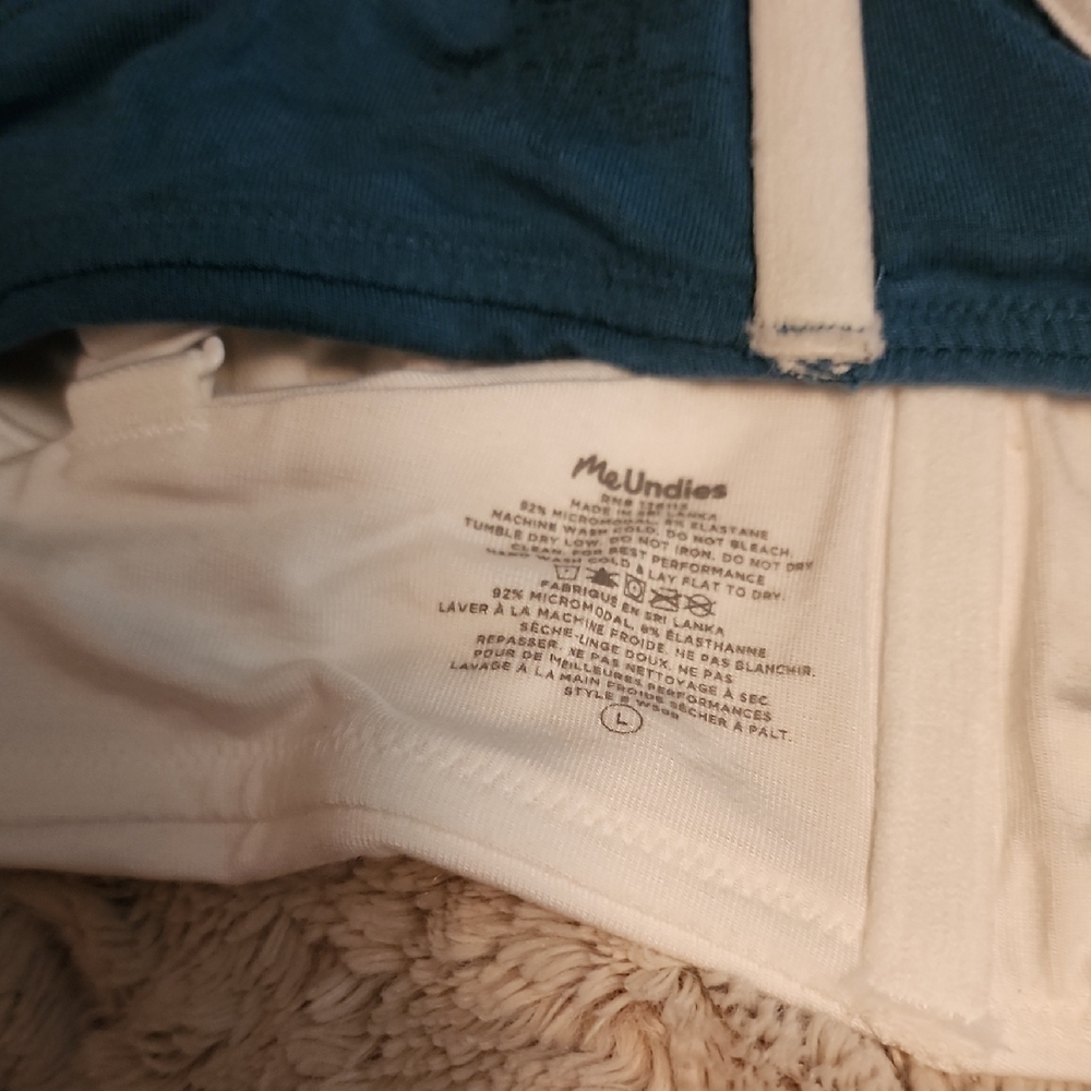 MeUndies White and Blue Bra Set - Picture 4 of 6